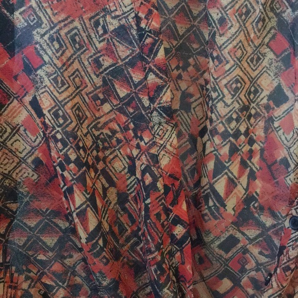 Abstract pattern sheer tie top - Picture 7 of 8